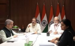 NEET-UG 2026 री-एग्जाम की तैयारियों की समीक्षा, धर्मेंद्र प्रधान और पूर्व ISRO प्रमुख ने की बैठक